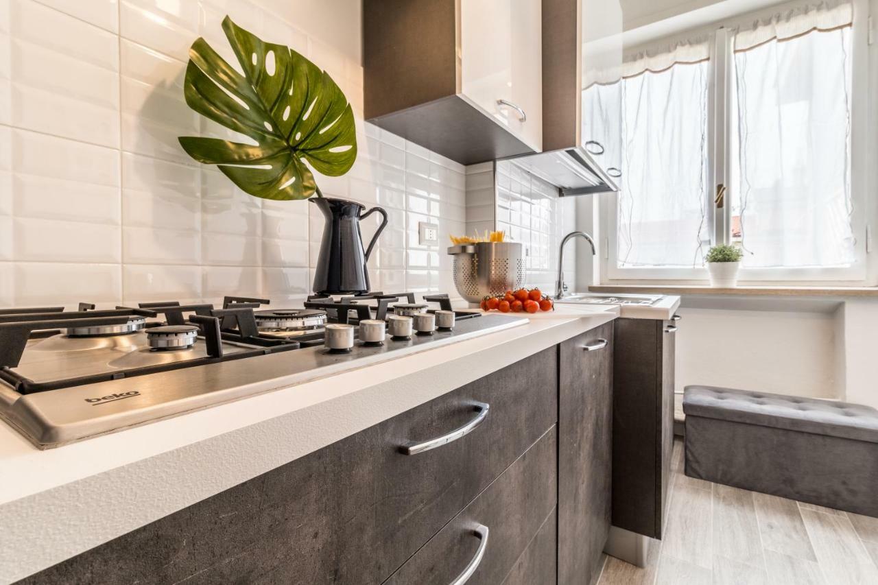 Joivy Modern 1-Bed Flat With Balcony In Portello Milano Eksteriør bilde
